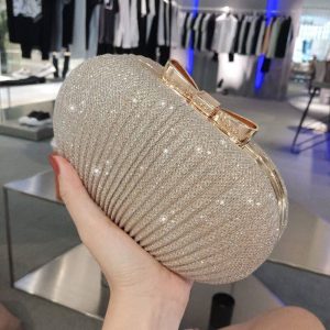 Clutch: Tas Trendy Dan Stylish, Ini Pilihan Terbaik