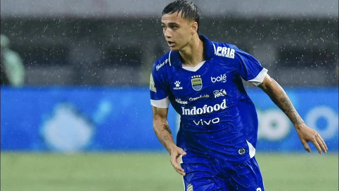 Eliano Reijnders Pergi, Persib Bidik Pemain Thai League?