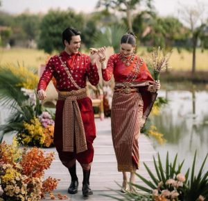 Momen Romantis Nadech Dan Yaya Di Pernikahan
