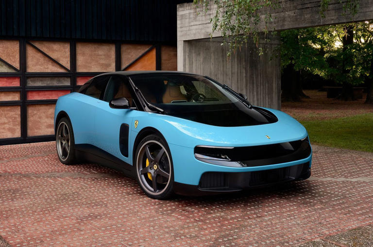 Desain Nyentrik Ferrari Luce Picu Perdebatan Di Dunia Otomotif