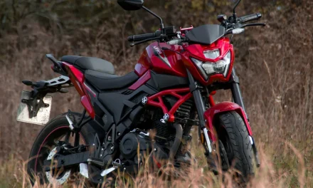 Gahar Tapi Murah! Lifan KP200 Motor Sport Bergaya Agresif