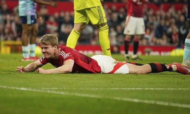 MU & Arsenal Bergerak Cepat! Sarr Dan Álvarez Jadi Target Utama