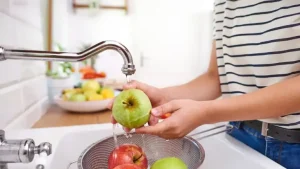Jangan Cuci Dulu! Buah Lebih Awet Jika Di Simpan Tanpa Di Cuci
