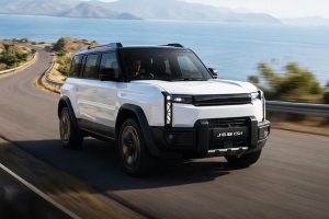 SUV Masa Kini! Keunggulan Teknologi REEV Pada iCAUR 03
